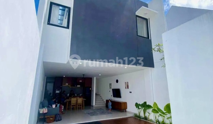Villa Modern Full Furnish Kutuh Nusa Dua - Kolam Renang Pribadi