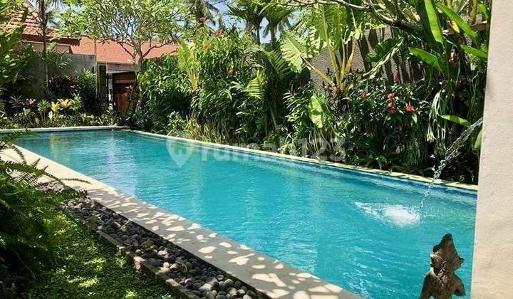 Joglo Villa Eksklusif dengan Garden & Pool di Lodtunduh Joglo Villa Eksklusif dengan Garden & Pool di Lodtunduh