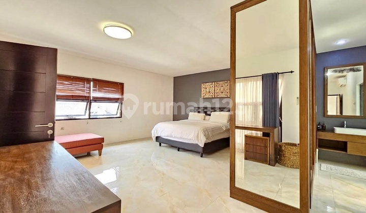 Modern Minimalist Townhouse in Kerobokan | 3 BR | Freehold Title | Ready to Occupy 2