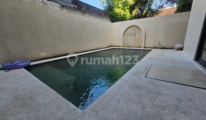 Brand New Modern Mediterranean Villa Kerobokan Dekat Canggu 2