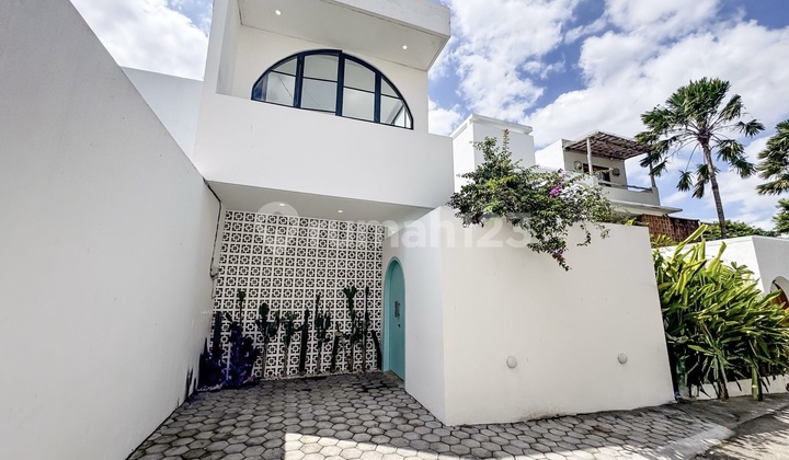 Tropical Modern Villa Canggu Near Pererenan Beach