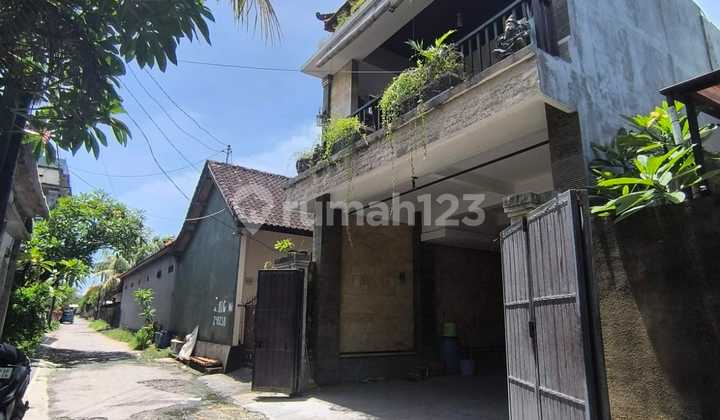Hunian 2 Lantai Bonus Furnish Di Pusat Renon 2