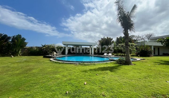 Beachfront Villa Near Sanur With Ricefields View 2