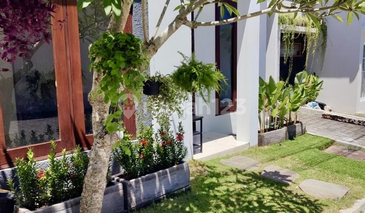 Ready-to-Live Jimbaran View House with GWK and Fully Furnished 2