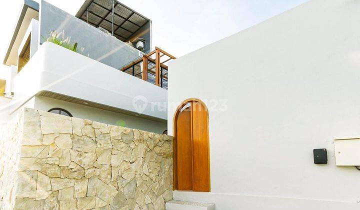 Brand New Villa Bonus Furnish Near Melasti Beach 2