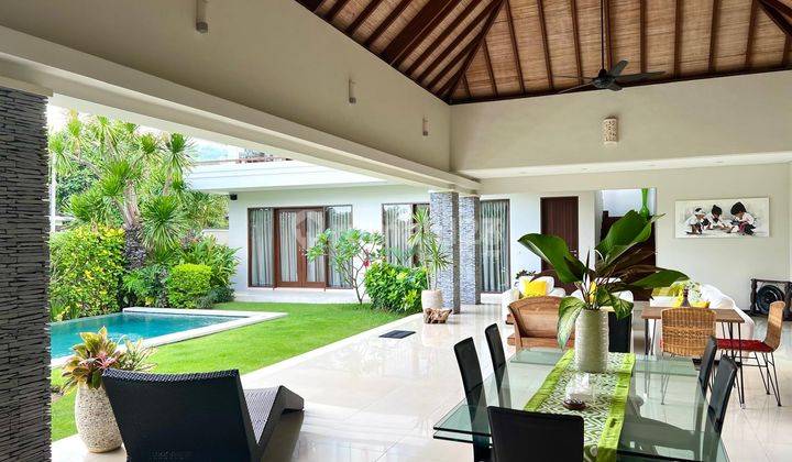 VILLA CANGGU FULLY FURNISHED WITH RICEFIELDS VIEW 1