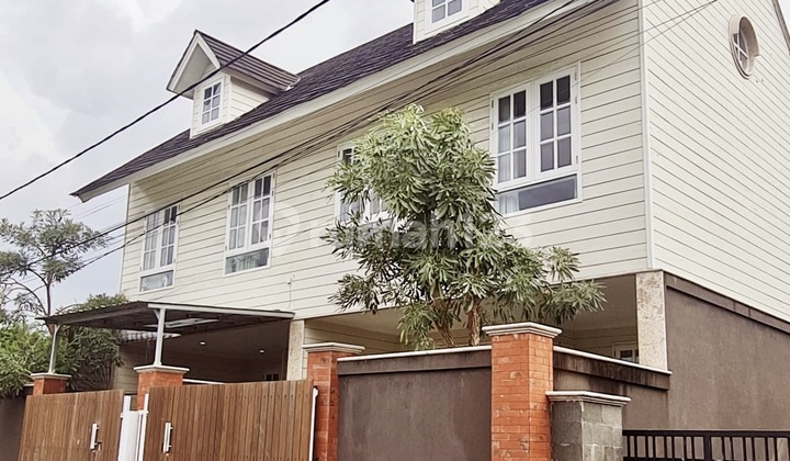 Rumah Ready 2 Lantai Renon Dekat Fasilitas Umum