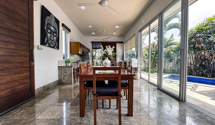 Villa Modern With Rice Fields View Kerobokan 2