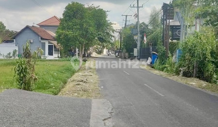 Land 17 Are Umalas Bali - 2 Road Access, Prime Villa Area