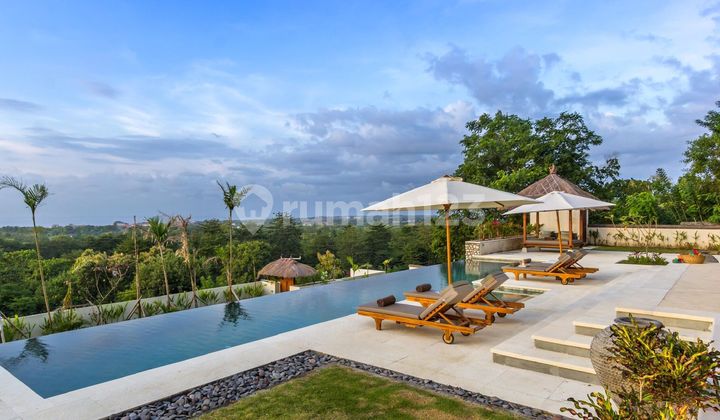Luxury Balinese Ocean View Villa In Uluwatu 1