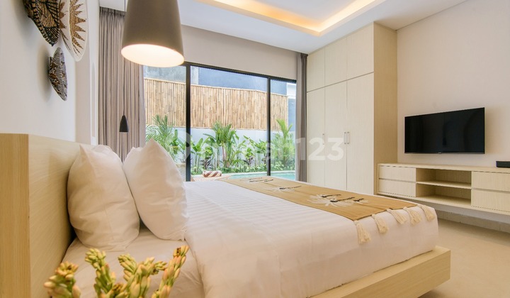 Modern 3+1 Bedroom Villa With Private Pool Near Seseh Beach 2