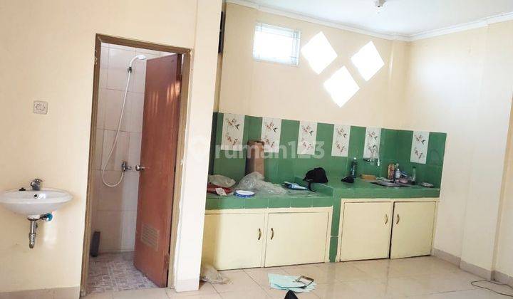 Rumah 2 Lantai di Komplek Cortes Cikarang, Sangat Murah 2