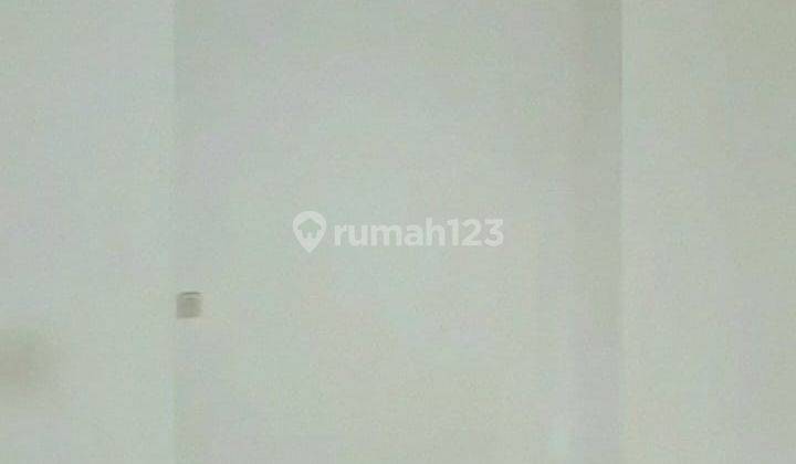 Disewakan Rumah Royal Serpong Village 2 Lantai  11