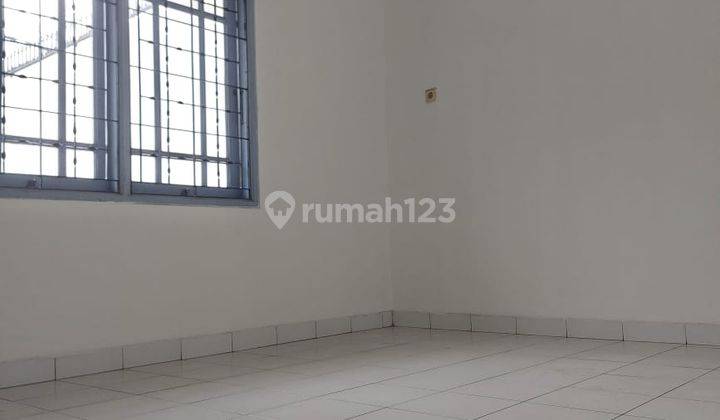 Rumah Bagus 2 Lantai di Villa Melati Mas Tangerang Selatan Nego  1