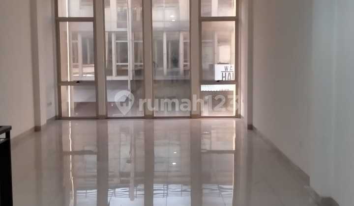 Ruko Ginza Boulevard Strategis 3 Lantai Di Green Village Cipondoh