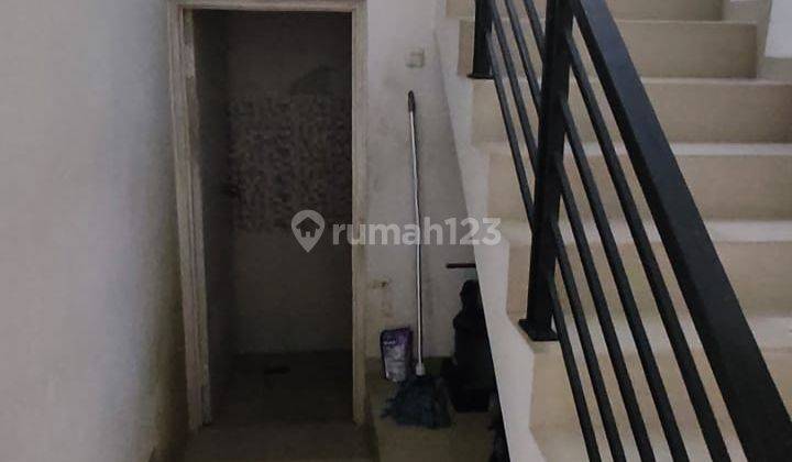 Dijual Rumah 3 Lantai di Dutamas Jelambar Jakarta Barat  2