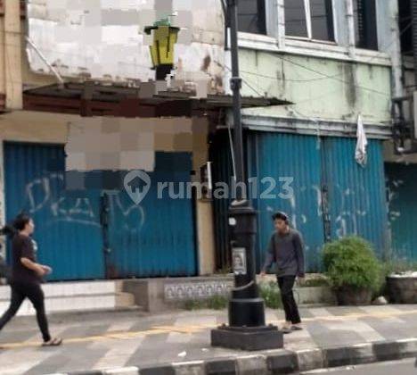 Ruko Siap Pakai di Margonda Depok Jawa Barat Lokasi Strategis Nego  1