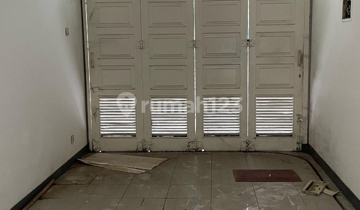 Rumah Siap Huni di Regency Hijau Meruya Jakarta Barat Startegis 2