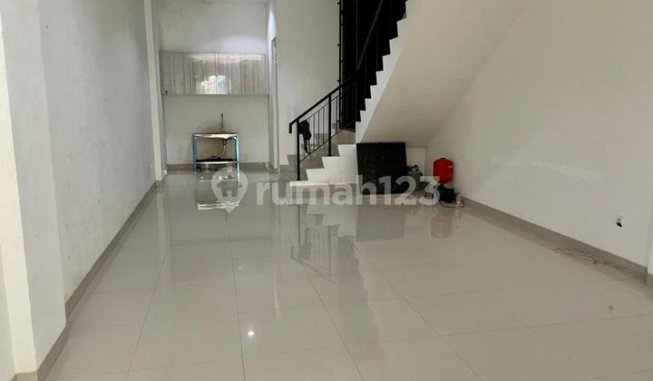 Ruko Siap Pakai di Ruko Ginza Tangerang Strategis Ruko Siap Pakai di Ruko Ginza Tangerang Strategis