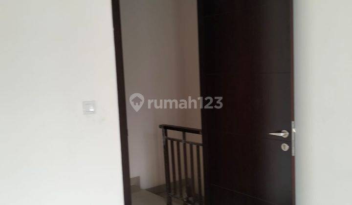 Rumah Siap Huni Di Green Village Boulevard Tangerang Strategis  2