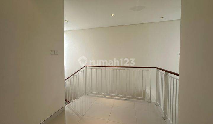 Dijual Rumah Baru Renov di Grand Pakuwon Surabaya – 154m², 3+1KT, Cluster North Victoria! 2