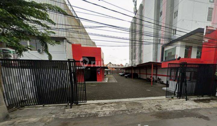 Tanah dan bangunan dijual di Raya Arjuna Surabaya kota 1