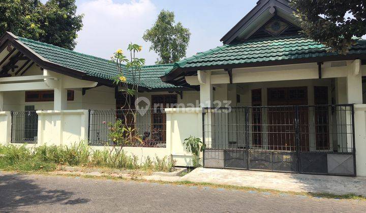 Rumah Pojok Dijual di Pondok Rosan Wiyung Surabaya, Kamar Banyak 1