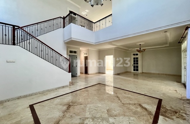 Rumah 2 Lantai di Villa Bukit Mas Surabaya, Unfurnished, Sudah Renovasi 7