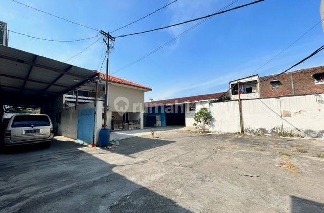 Gudang Dan Rumah Dijual di Petemon Surabaya. Luas 1890m2 Murah 1