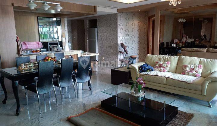 Apartment 3BR Dijual di Kondominium Regency Surabaya Diatas Tunjungan Plaza 2