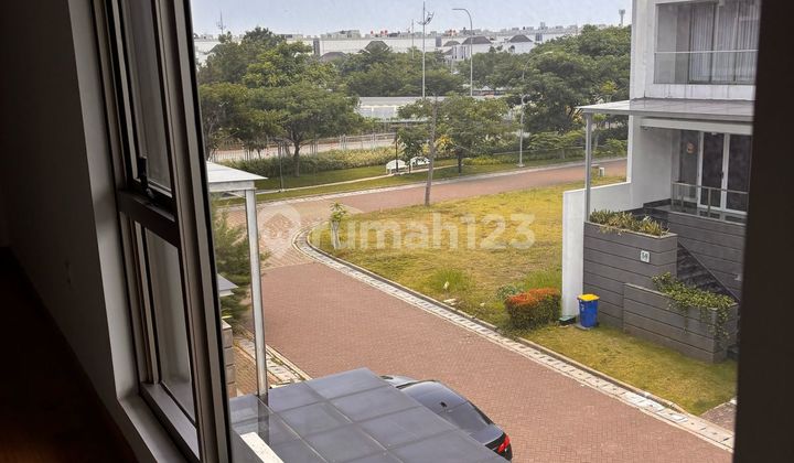 Rumah Golf Island Cluster Serenade Tipe Maple 3 Lantai, 4+1 Bedroom 2