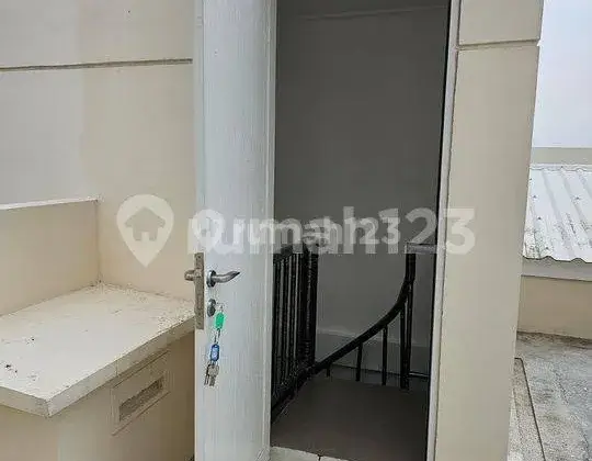 Dijual Cepat Ruko Osaka di Pik 2, Ukuran 4,5x15m View Danau Kosongan 2