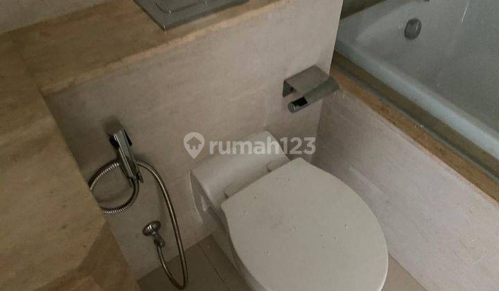 Jual Condo Taman Anggrek Residence Tower Azalea Lantai Sedang Semi F Urnished 2