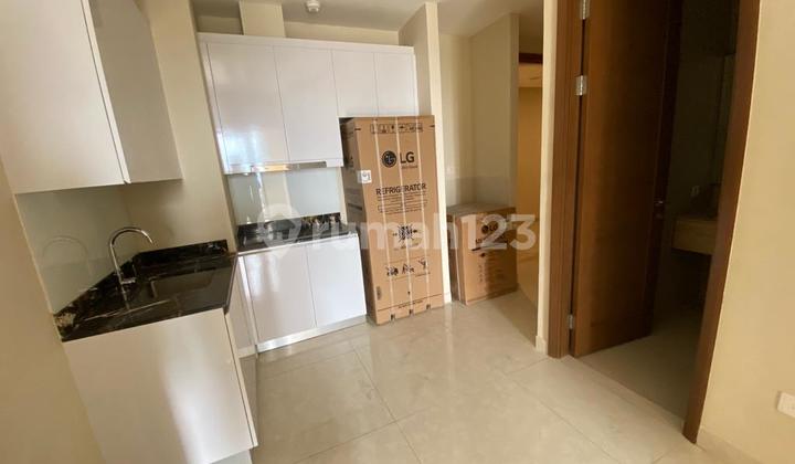 Jual Condo Taman Anggrek Residence Tower Azalea Lantai Sedang Semi F Urnished 1