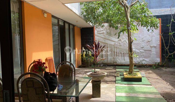 Di Kontrakan Rumah di Hyarta View Lapangan Golf 13