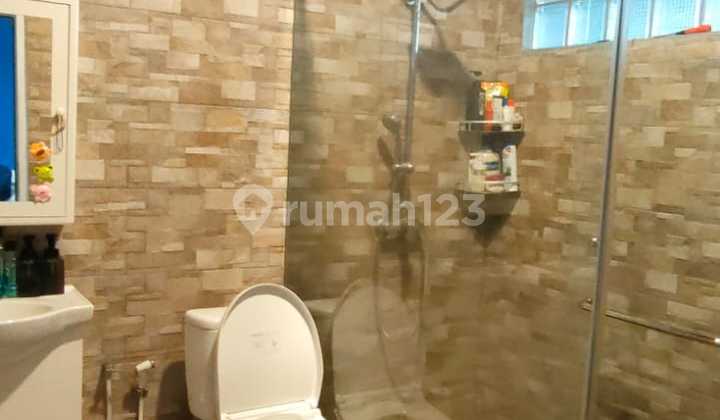 Dijual Ruko Multi Fungsi Tomang 3 Lantai 15