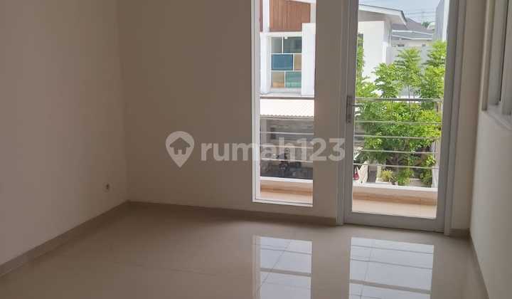 Dijual Rumah Baru Gress Royal Residence Cluster Greenwich 2