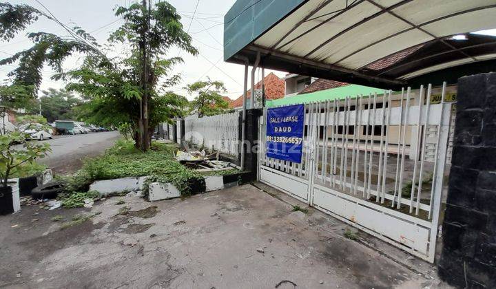 Murah Dijual Rumah Ex Kantor Jalan Lombok, Gubeng. Flores Bawean 2