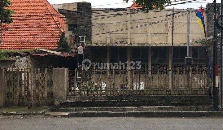 Murah Strategis Rumah Komersil Jl .sulawesi Surabaya 1