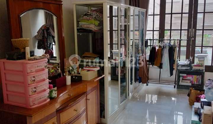 Dijual Rumah Siap Pakai Dharmahusada Indah Barat 2