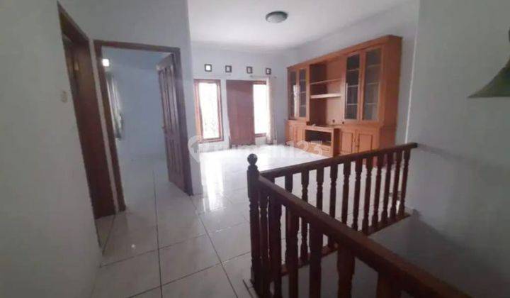 Disewakan Rumah Murah dan Bagus Sindanglaya Bandung 3