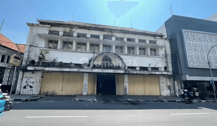 Dijual Gedung Di Tengah Pusat Kota Bandung 1