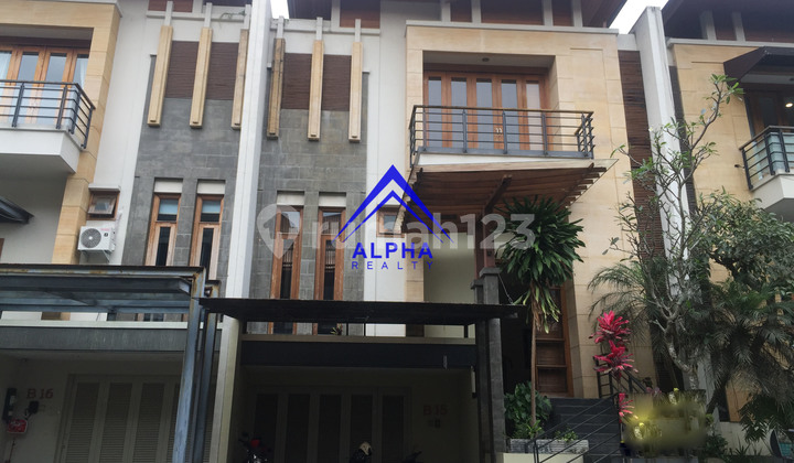 Dijual Murah Rumah Furnished di Ciumbuleuit Bandung