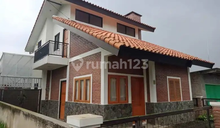 Disewakan Rumah Nyaman Furnished Siap Huni di Lembang Bandung  1