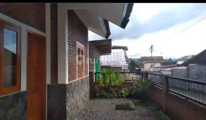 Disewakan Rumah Nyaman Furnished Siap Huni di Lembang Bandung  4