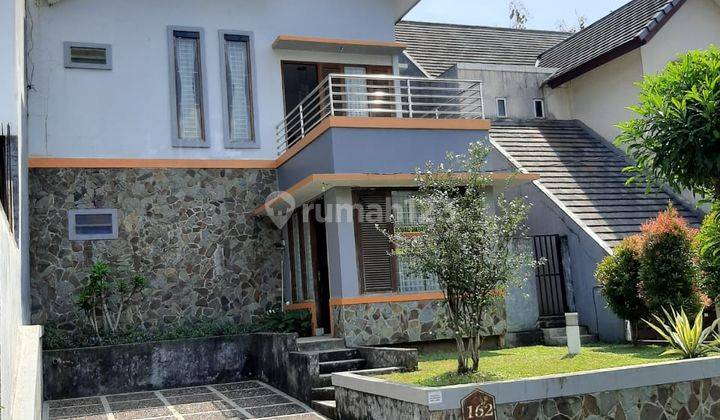 Rumah Bagus Furnished SHM di Sentul City, Bogor 1