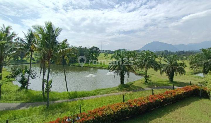 Modern Glass House Best View Golf di Sentul City, Bogor 1