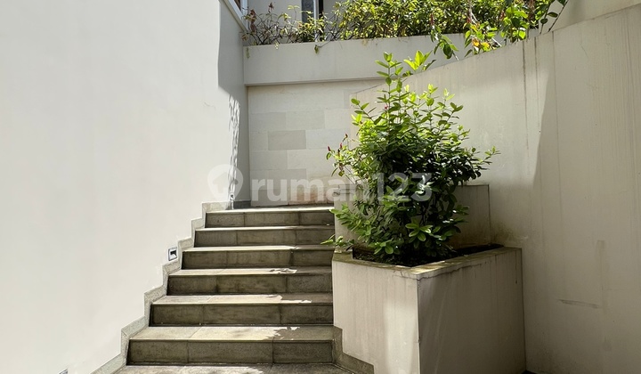 Rumah mewah view pegunungan ful furnish, sentul city 2