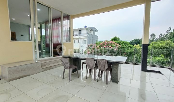 Villa House, Luxury Furnished, Front Cluster, Hook Position. 2