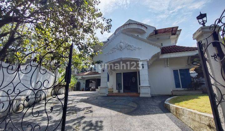 Rumah Mewah Semi Furnish View Pegunungan  2